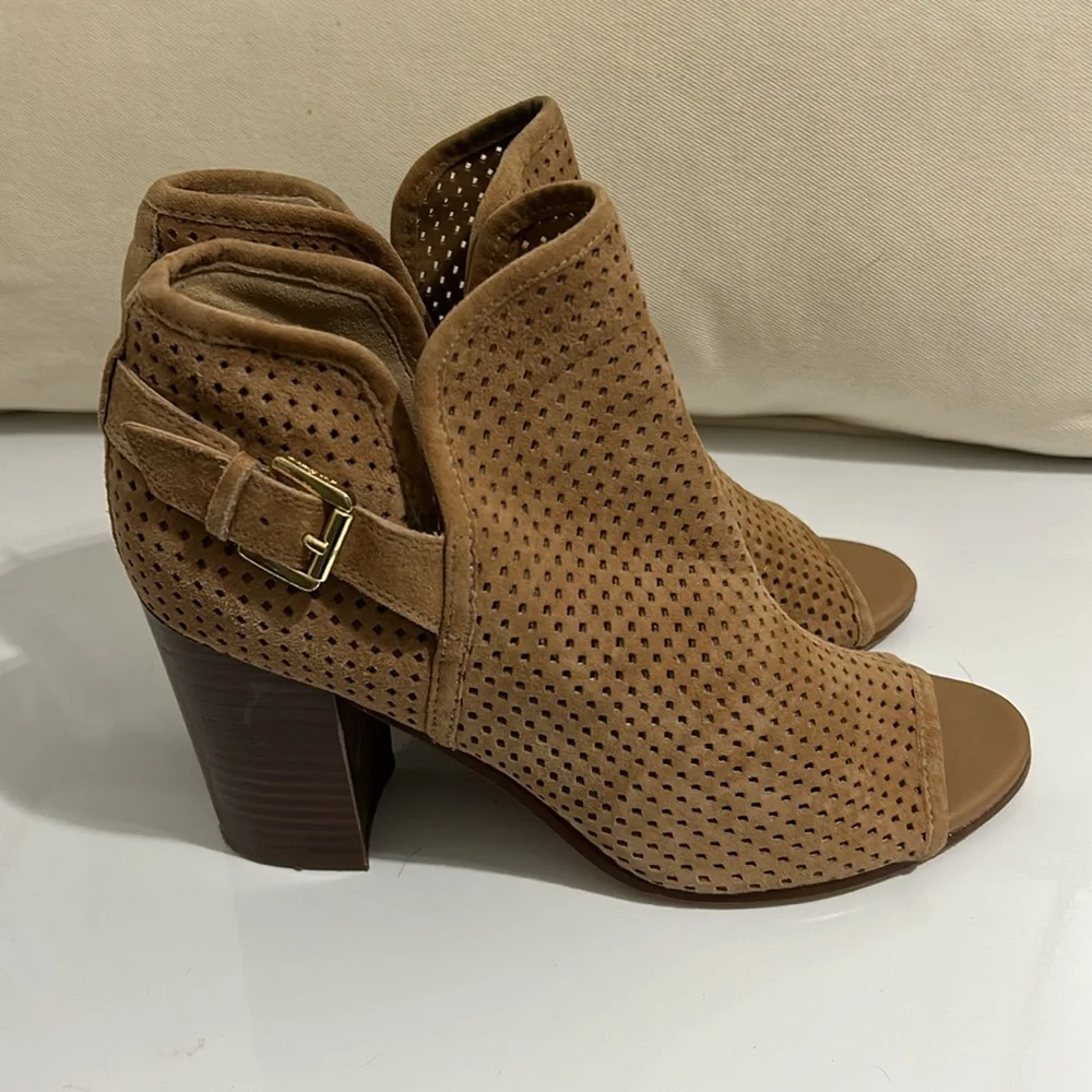 Sam Edelman wedge bootie with buckle size 8.5 GUC - Picture 5 of 7
